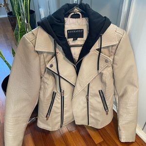 Bernardo faux leather jacket with removable hoodie. Sz XS